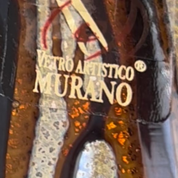 NEW - WOODLAND charming collectible vase. - Picture 6 of 6